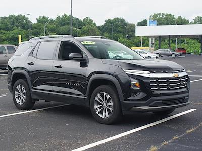 2025 Chevrolet Equinox FWD SUV for sale #5094AX - photo 2