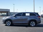 2019 Toyota Highlander FWD SUV for sale #53018AX - photo 14