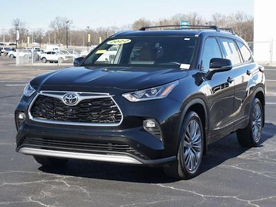 Used 2022 Toyota Highlander Platinum for sale #53019ZA - photo 2