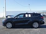 Used 2022 Toyota Highlander Platinum for sale #53019ZA - photo 14