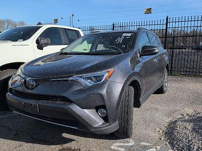 Used 2018 Toyota RAV4 - photo 1