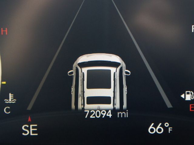 Used 2023 Chrysler Pacifica - photo 6