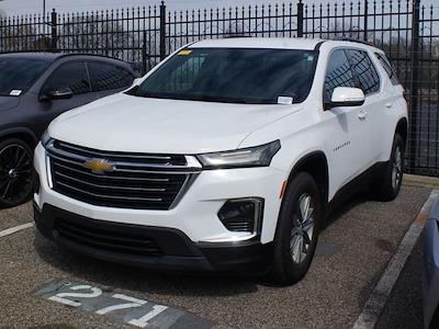 Used 2023 Chevrolet Traverse - photo 1