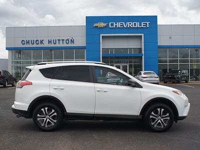 Used 2017 Toyota RAV4 - photo 1