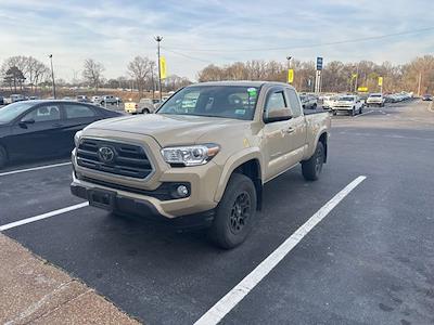 Used 2019 Toyota Tacoma - photo 1