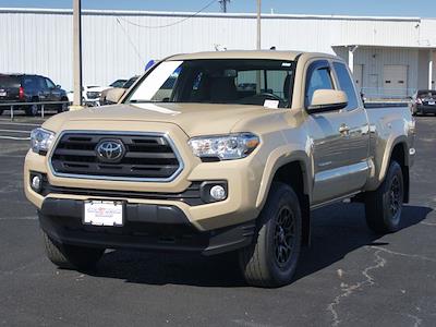 Used 2019 Toyota Tacoma - photo 1