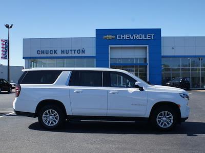 Used 2024 Chevrolet Suburban - photo 1