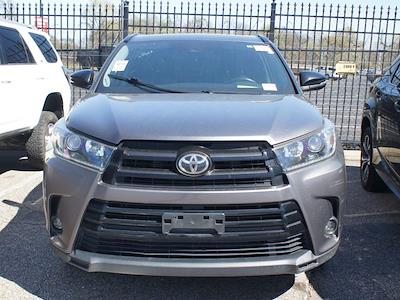 Used 2019 Toyota Highlander - photo 1