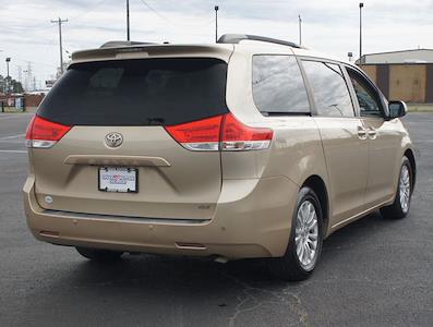 Used 2011 Toyota Sienna - photo 1