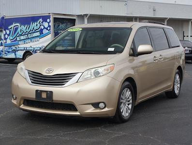 Used 2011 Toyota Sienna - photo 1