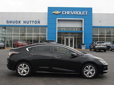 Used 2017 Chevrolet Volt - photo 1