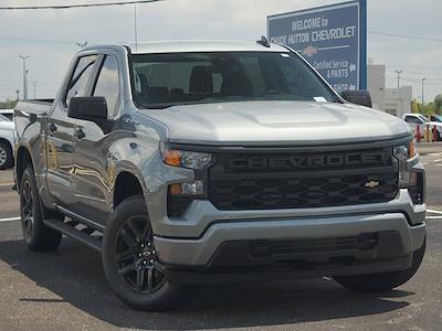 New 2025 Chevrolet Silverado 1500 Custom Crew Cab 4x4 Pickup for sale #SG378439 - photo 2