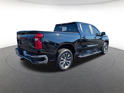 New 2025 Chevrolet Silverado 1500 LT Crew Cab Pickup for sale #SZ184803 - photo 2
