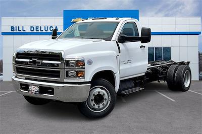 New 2024 Chevrolet Silverado 6500 Work Truck Regular Cab Cab Chassis for sale #245166 - photo 1