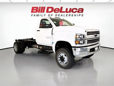 New 2024 Chevrolet Silverado 5500 Work Truck Regular Cab 4WD Cab Chassis for sale #245212 - photo 1