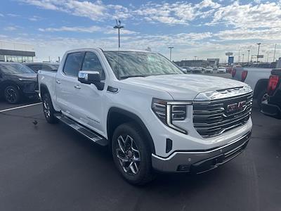 New 2026 GMC Sierra 1500 SLT Crew Cab 4WD Pickup for sale #5112472 - photo 1