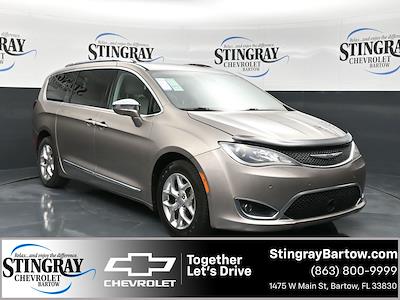 Used 2017 Chrysler Pacifica - photo 1