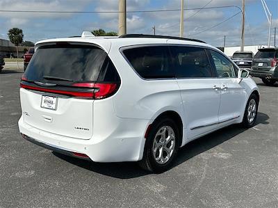 Used 2022 Chrysler Pacifica Limited FWD Minivan for sale #NR138875 - photo 2