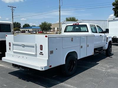 2024 Chevrolet Silverado 5500 Crew Cab DRW 4WD, Reading SL Service Body Service Truck for sale #RH260510 - photo 2