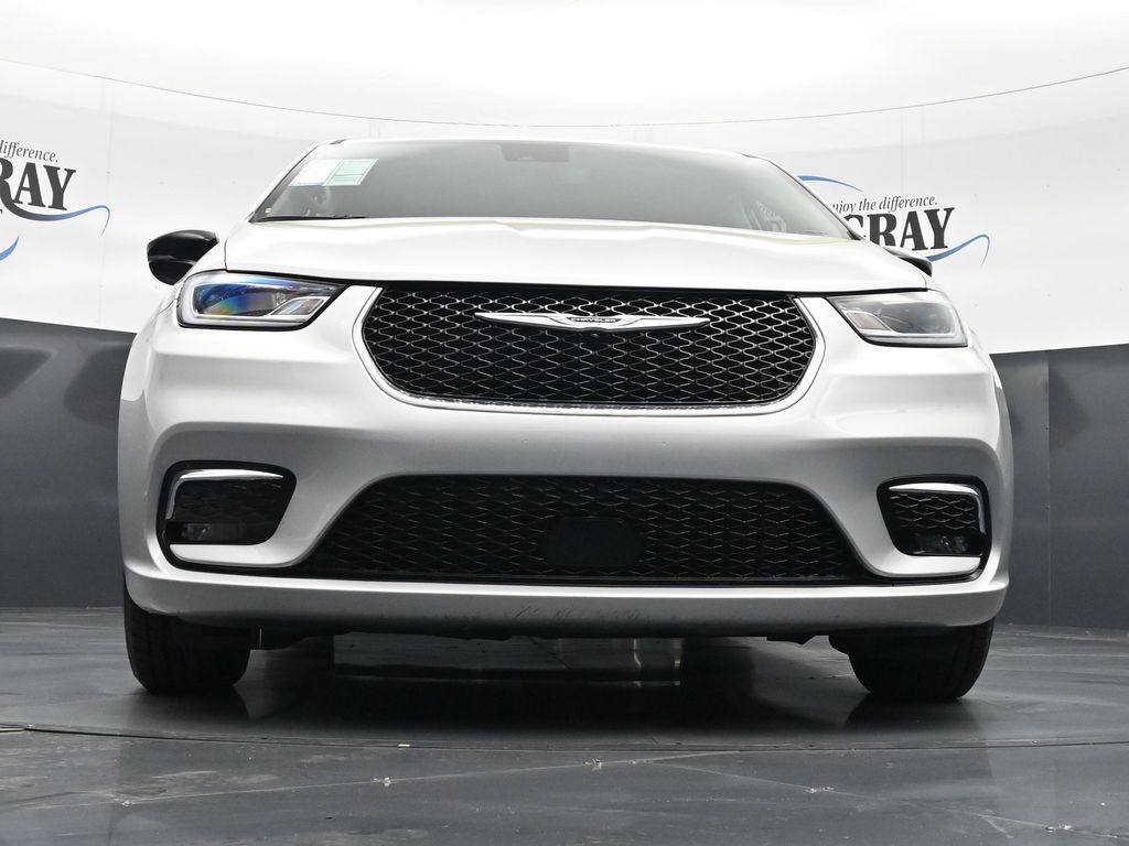 Used 2024 Chrysler Pacifica - photo 32