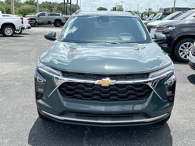 2025 Chevrolet Trax FWD SUV for sale #SC273264 - photo 2
