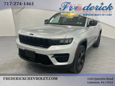 Used 2022 Jeep Grand Cherokee - photo 1