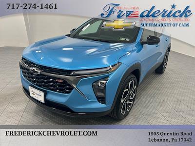Used 2025 Chevrolet Trax - photo 1