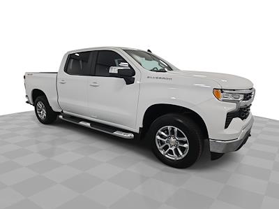 New 2025 Chevrolet Silverado 1500 LT Crew Cab 4WD Pickup for sale #Y253 - photo 1