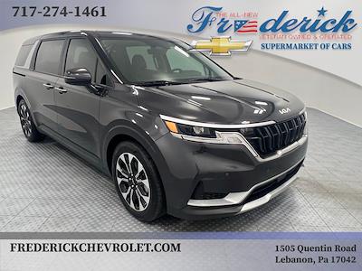 Used 2024 Kia Carnival - photo 1