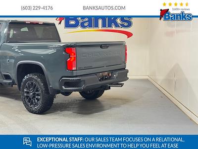 New 2025 Chevrolet Silverado 2500 LT Crew Cab 4WD Pickup for sale #51336 - photo 2