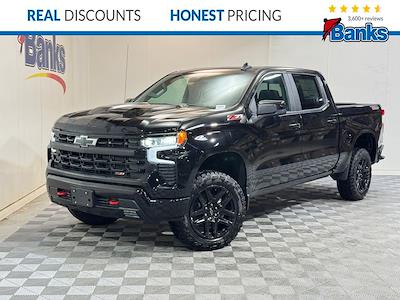 New 2025 Chevrolet Silverado 1500 LT Crew Cab 4WD Pickup for sale #51775 - photo 1
