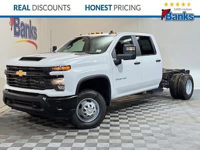 New 2026 Chevrolet Silverado 3500 Work Truck Crew Cab 4WD Cab Chassis for sale #60323 - photo 1