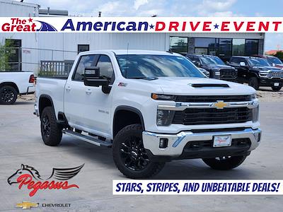 New 2025 Chevrolet Silverado 2500 LT Crew Cab 4WD Pickup for sale #C250526 - photo 1
