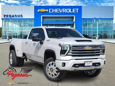 New 2025 Chevrolet Silverado 3500 High Country Crew Cab 4WD Pickup for sale #C250552 - photo 1