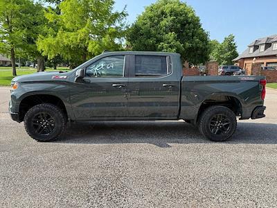 New 2025 Chevrolet Silverado 1500 Custom Crew Cab 4WD Pickup for sale #28844 - photo 1