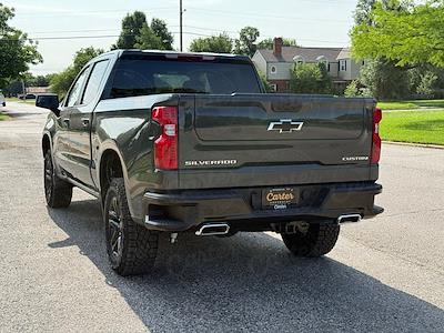 New 2025 Chevrolet Silverado 1500 Custom Crew Cab 4WD Pickup for sale #28844 - photo 2