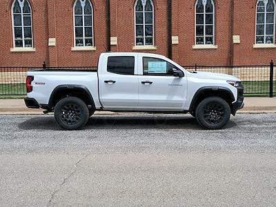 New 2025 Chevrolet Colorado Trail Boss Crew Cab 4WD Pickup for sale #29008 - photo 1