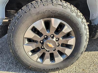 New 2025 Chevrolet Silverado 2500 LT Crew Cab 4WD SRW Pickup for sale #29159 - photo 2