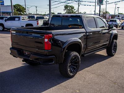 New 2025 Chevrolet Silverado 1500 High Country Crew Cab 4x4 Pickup for sale #SZ211550 - photo 2