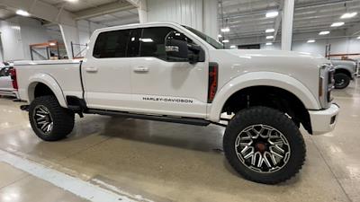 2025 Ford F-250 Crew 4x4 Harley-Davidson Premium Lifted Truck for sale #1FT8W2BM3SEC05363 - photo 2