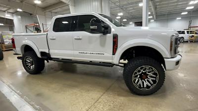 2025 Ford F-250 Crew 4x4 Harley-Davidson Premium Lifted Truck for sale #1FT8W2BM4SEC68536 - photo 2