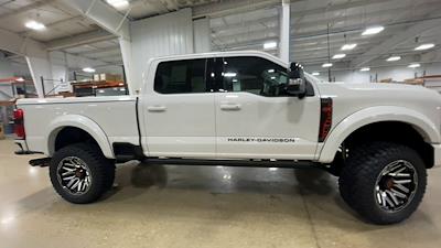 2025 Ford F-250 Crew 4x4 Harley-Davidson Premium Lifted Truck for sale #1FT8W2BM6SEC74855 - photo 2