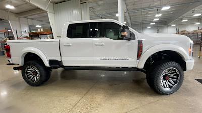 2025 Ford F-250 Crew 4x4 Harley-Davidson Premium Lifted Truck for sale #1FT8W2BM8SEC35197 - photo 2