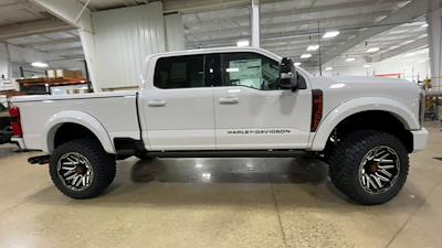 2025 Ford F-250 Crew 4x4 Harley-Davidson Premium Lifted Truck for sale #1FT8W2BM9SEC69827 - photo 2