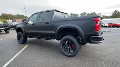 2024 Chevrolet Silverado 1500 Crew 4x4 Black Widow Premium Lifted Truck for sale #1GCUDEEL5RZ371590 - photo 2