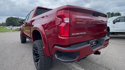2025 Chevrolet Silverado 1500 Crew 4x4 Black Widow Premium Lifted Truck for sale #1GCUKEED3SZ262341 - photo 2