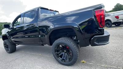 2025 GMC Sierra 1500 Crew 4x4 Black Widow Premium Lifted Truck for sale #1GTUUEEL2SZ271355 - photo 2