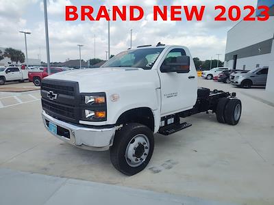 New 2023 Chevrolet Silverado 5500 Work Truck Regular Cab 4WD Cab Chassis for sale #PH622261 - photo 1