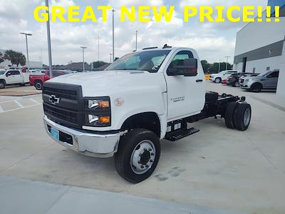 New 2023 Chevrolet Silverado 5500 Work Truck Regular Cab Cab Chassis for sale #PH864471 - photo 1