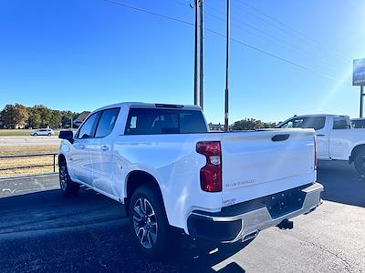 2025 Chevrolet Silverado 1500 Crew Cab 4WD, Pickup for sale #46139 - photo 2